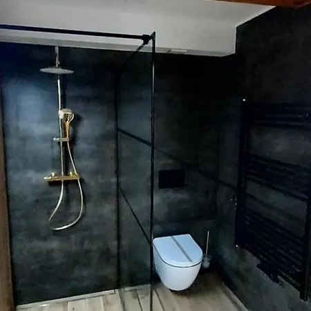 široká Apartamento Liberec